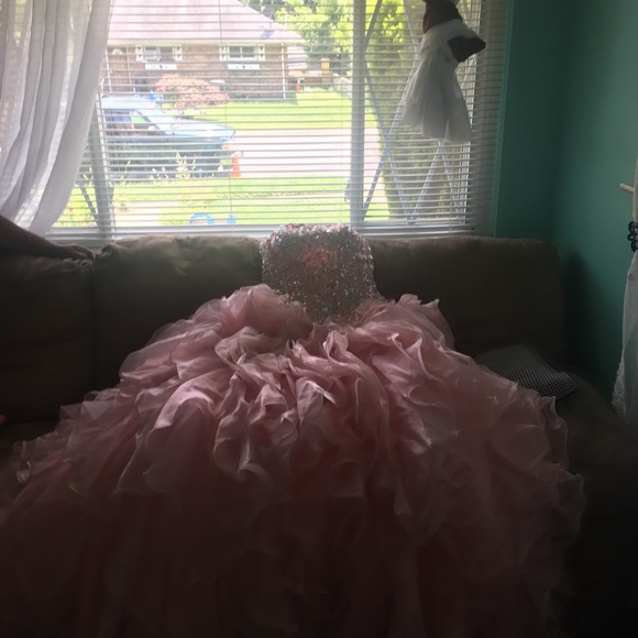 QUINCENERA DRESS - Picture 4 of 6